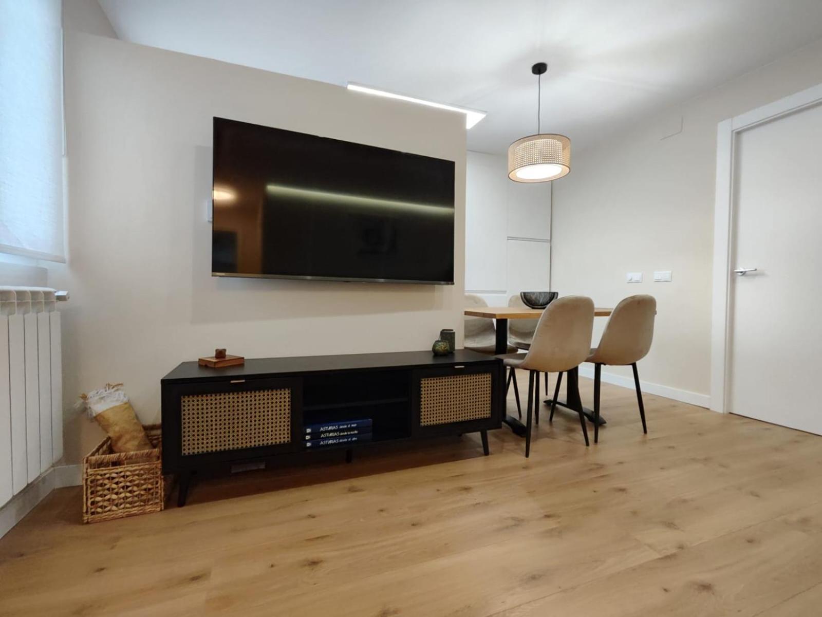 Carpio 18 Apartment Овиедо Екстериор снимка
